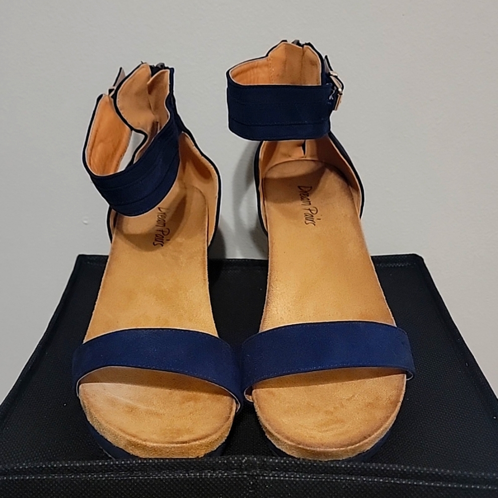 Dream Pairs Navy low wedges